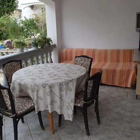 Dusko Apartament Pag Town