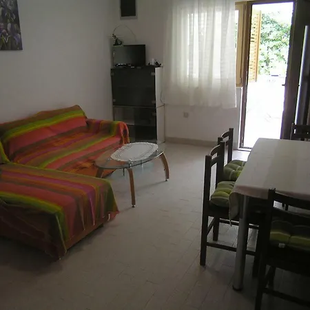 Dusko Apartament Pag Town